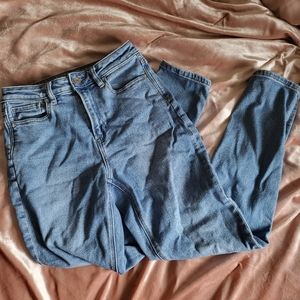 American Eagle Mom Jeans